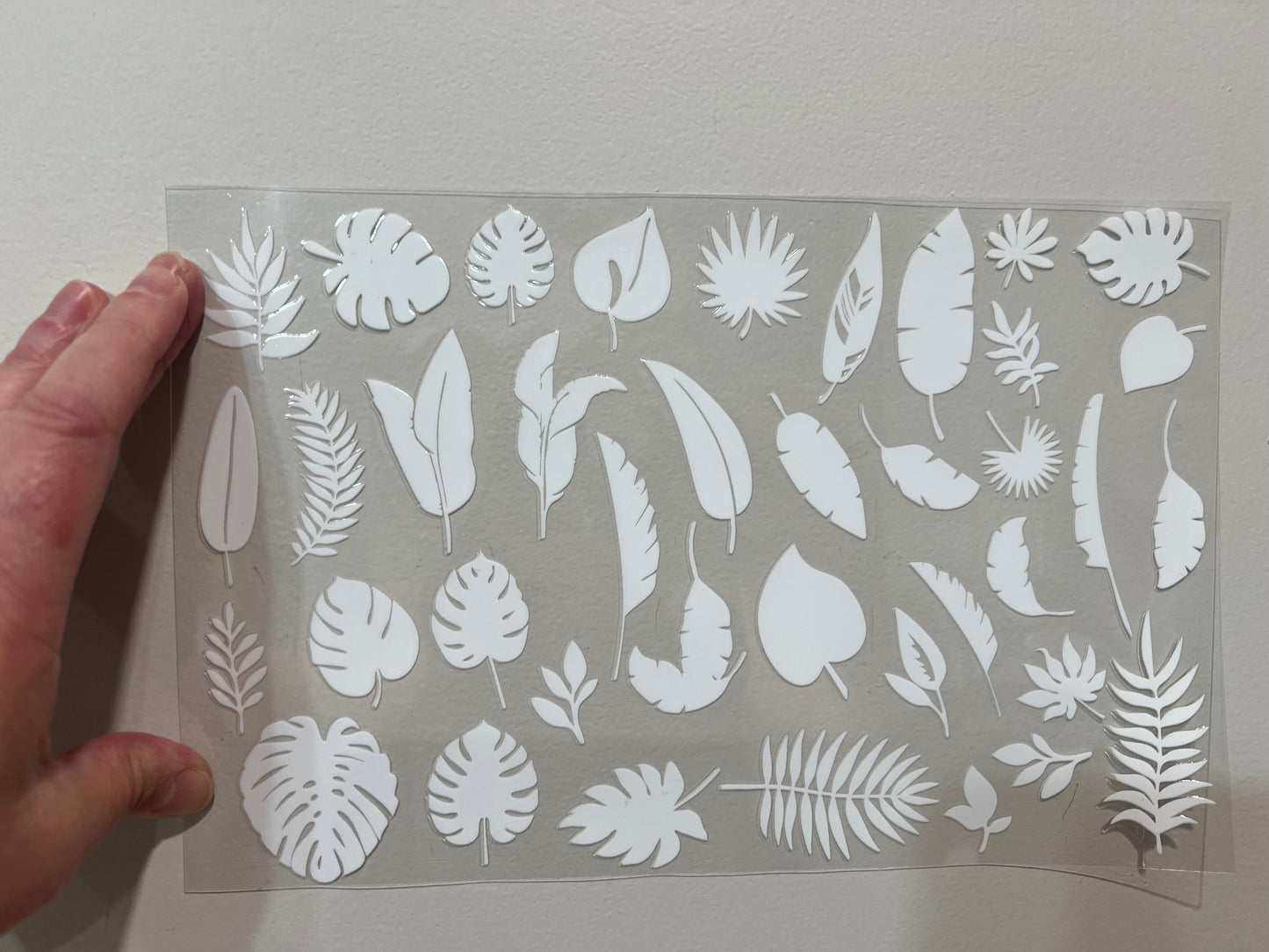20B Tropical Leaves Clip Sheet - This sheet is intended to be cut up and placed using your own creative style.