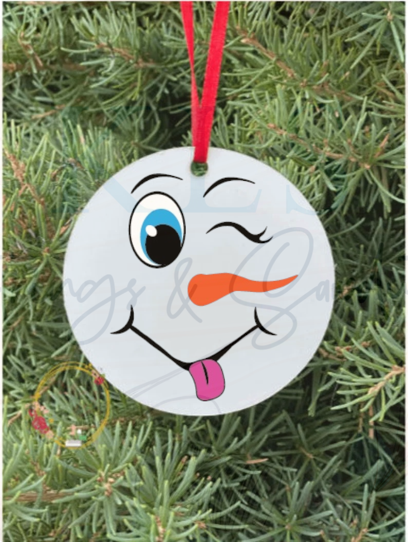 Ornament/Mini Snowman Face Carrot Nose 2” Decal