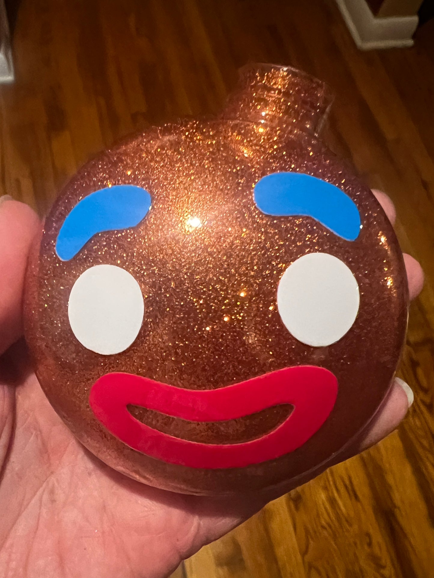 Ornament/Mini Gingerbread Face 2” Decal