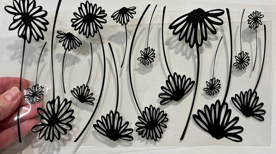 14P Daisy Clip Sheet - This sheet is intended to be cut up and placed using your own creative style.