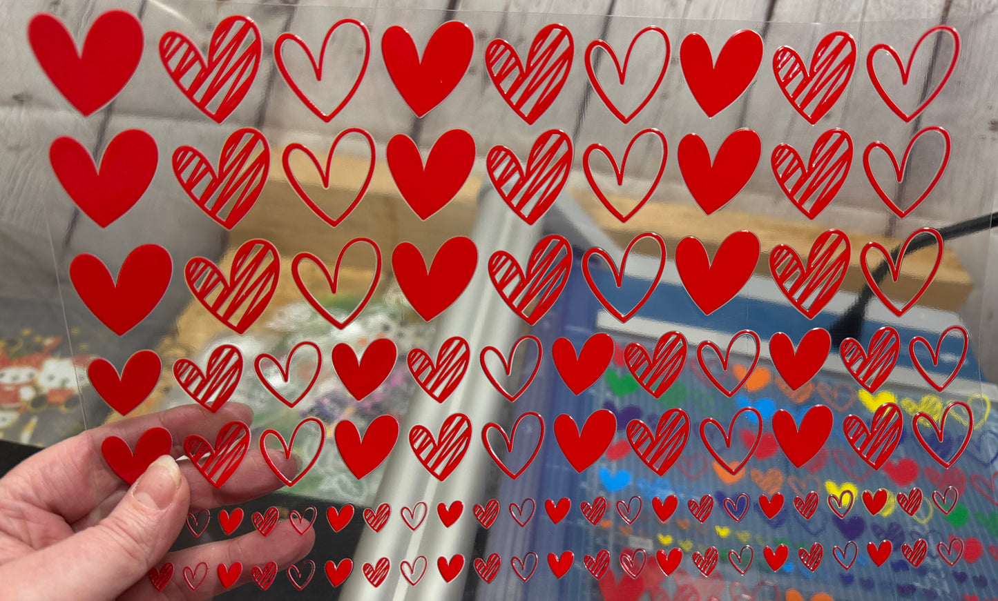 19P Doodle Hearts Clip Sheet - This sheet is intended to be cut up and placed using your own creative style. (Copy)